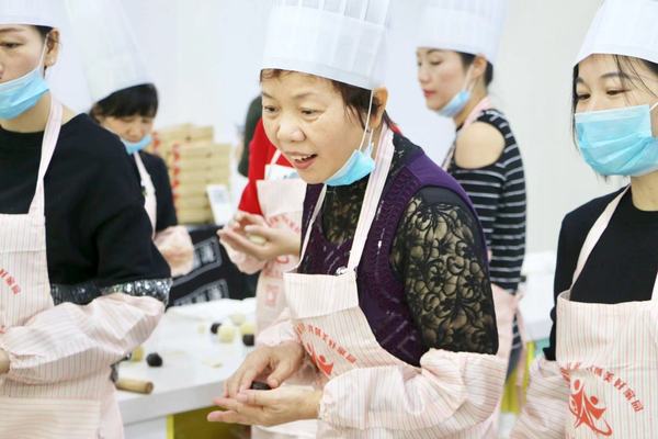 文章附图